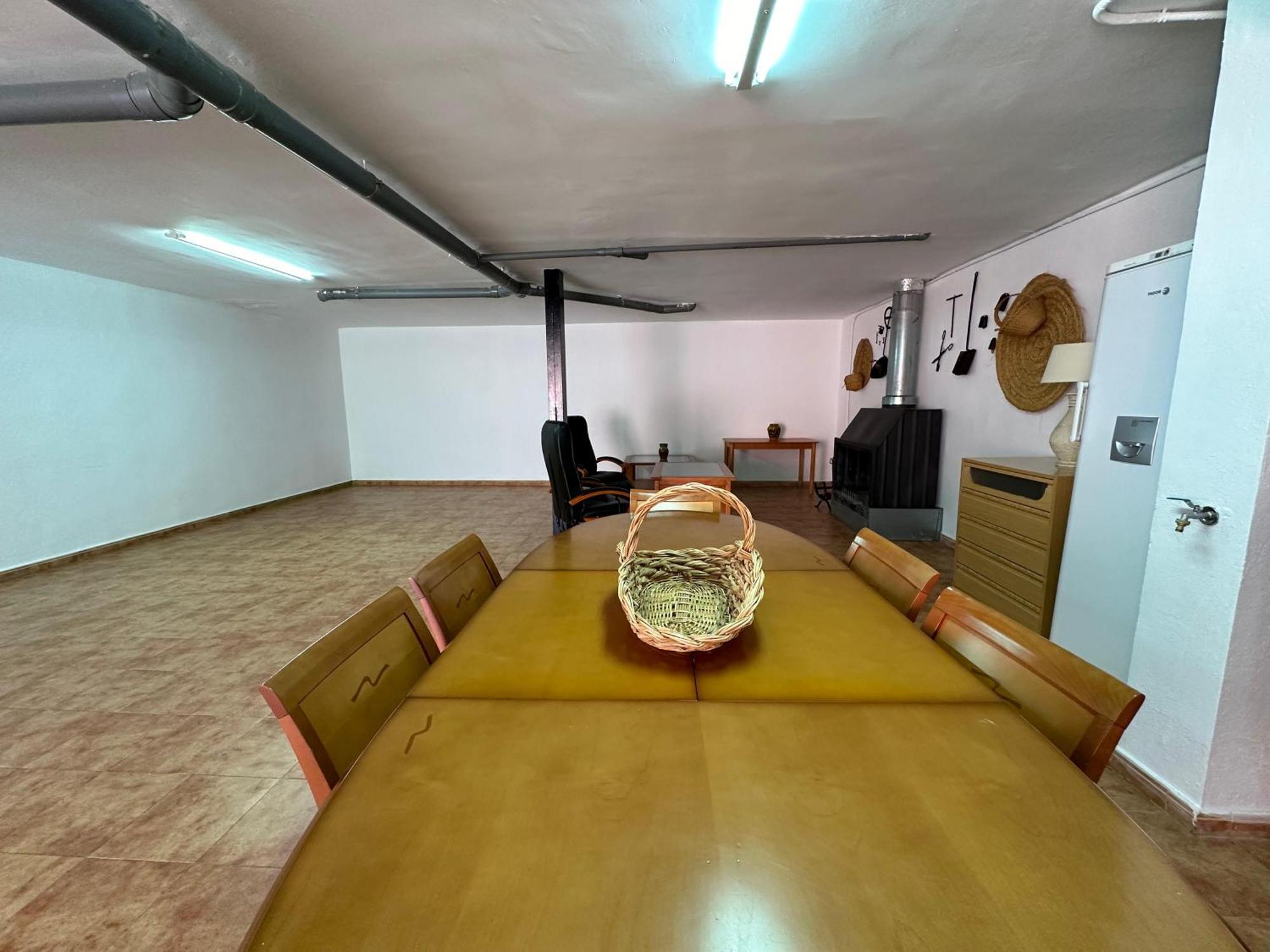 Vila Casa Grande De Tres Plantas Con Parking Gratis Linares  Exteriér fotografie